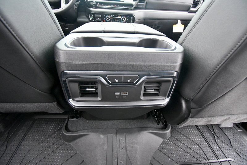 New 2026 Chevrolet Silverado 2500 LTZ w/ LTZ Convenience Package AWD/4WD image 18