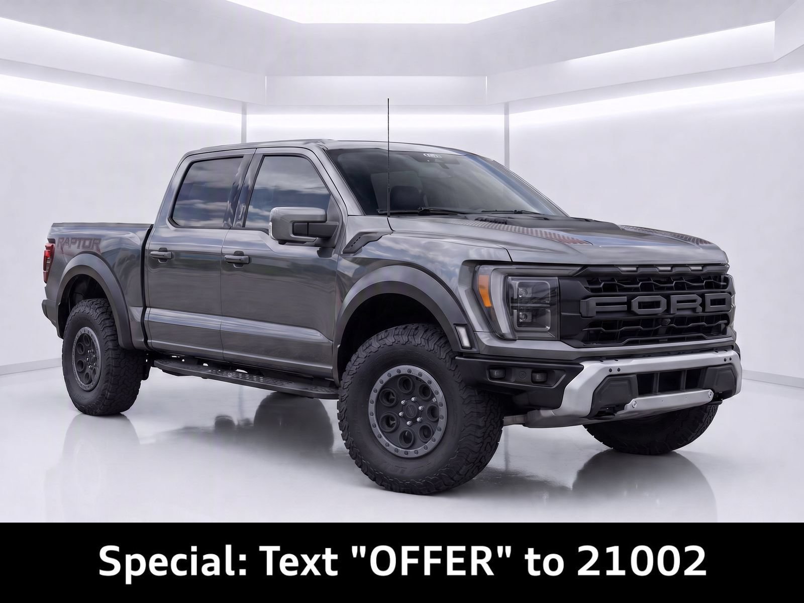 Used 2025 Ford F150 Raptor AWD/4WD image 6