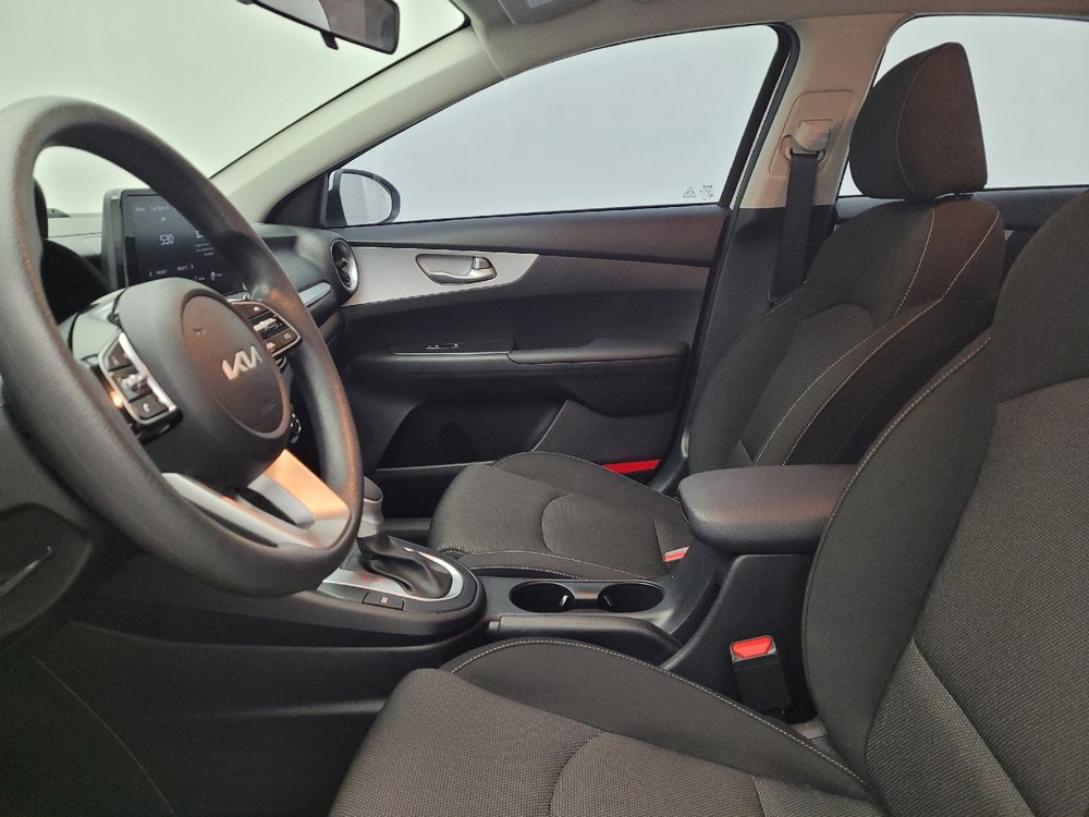 Used 2024 Kia Forte LXS w/ LXS Technology Package image 17