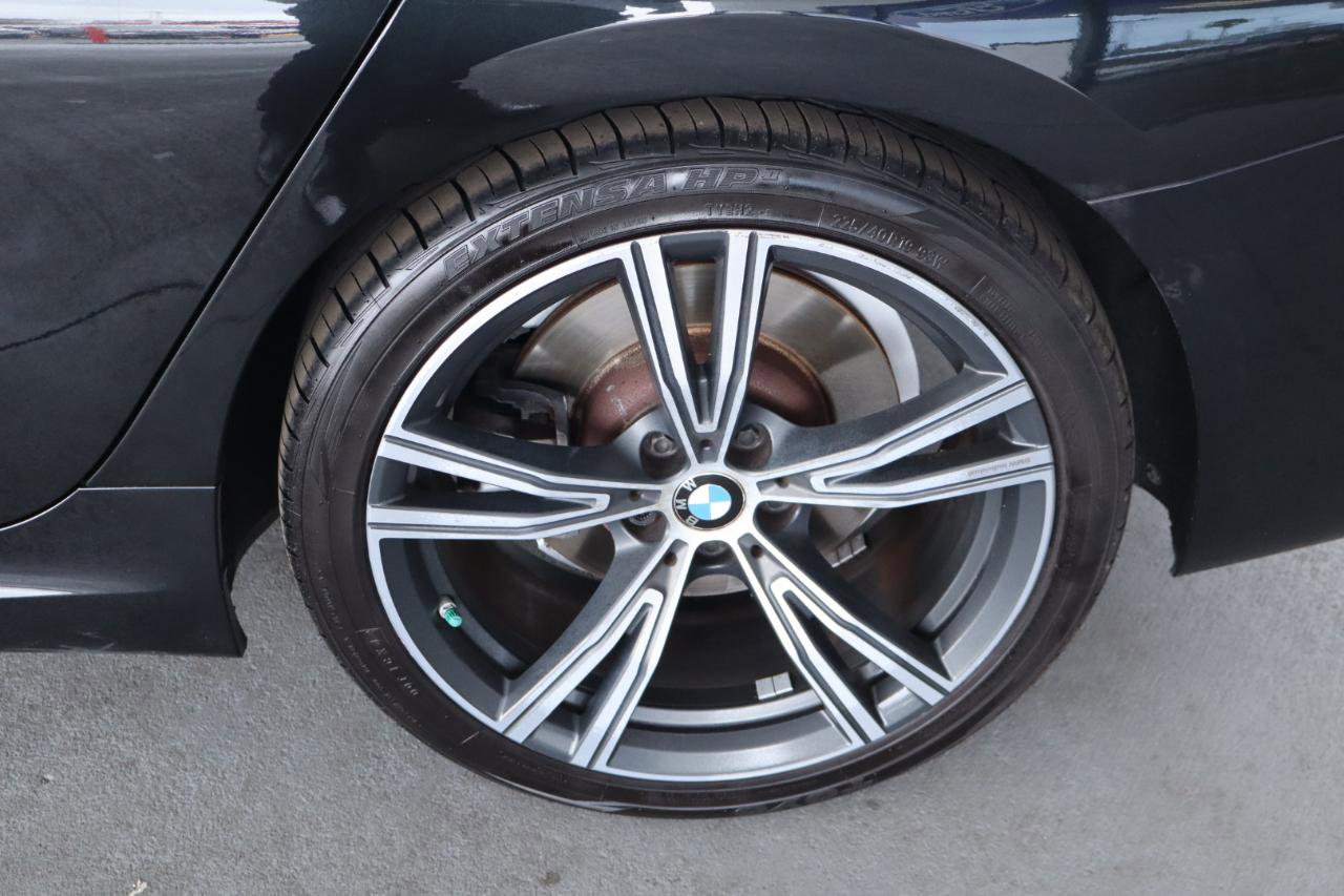 Used 2020 BMW 330i Sedan w/ M Sport Package image 45