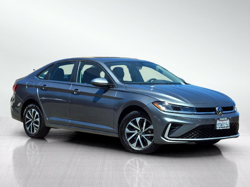 Used 2025 Volkswagen Jetta S FWD image 2