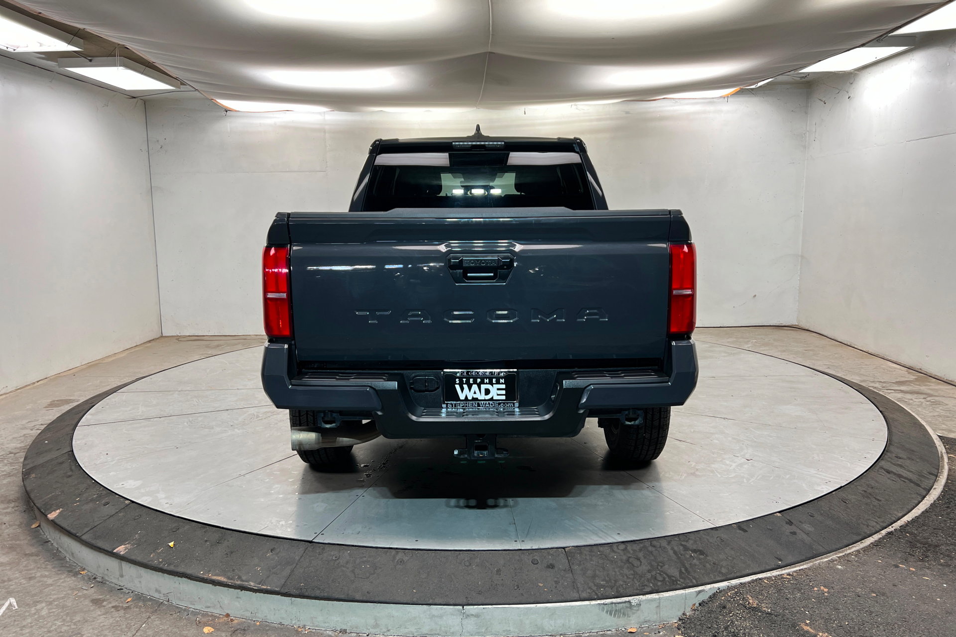 Used 2024 Toyota Tacoma SR5 image 5