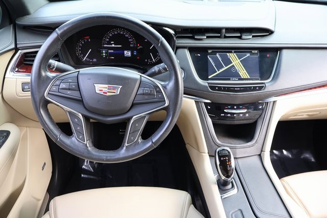 Used 2019 Cadillac XT5 Luxury image 14