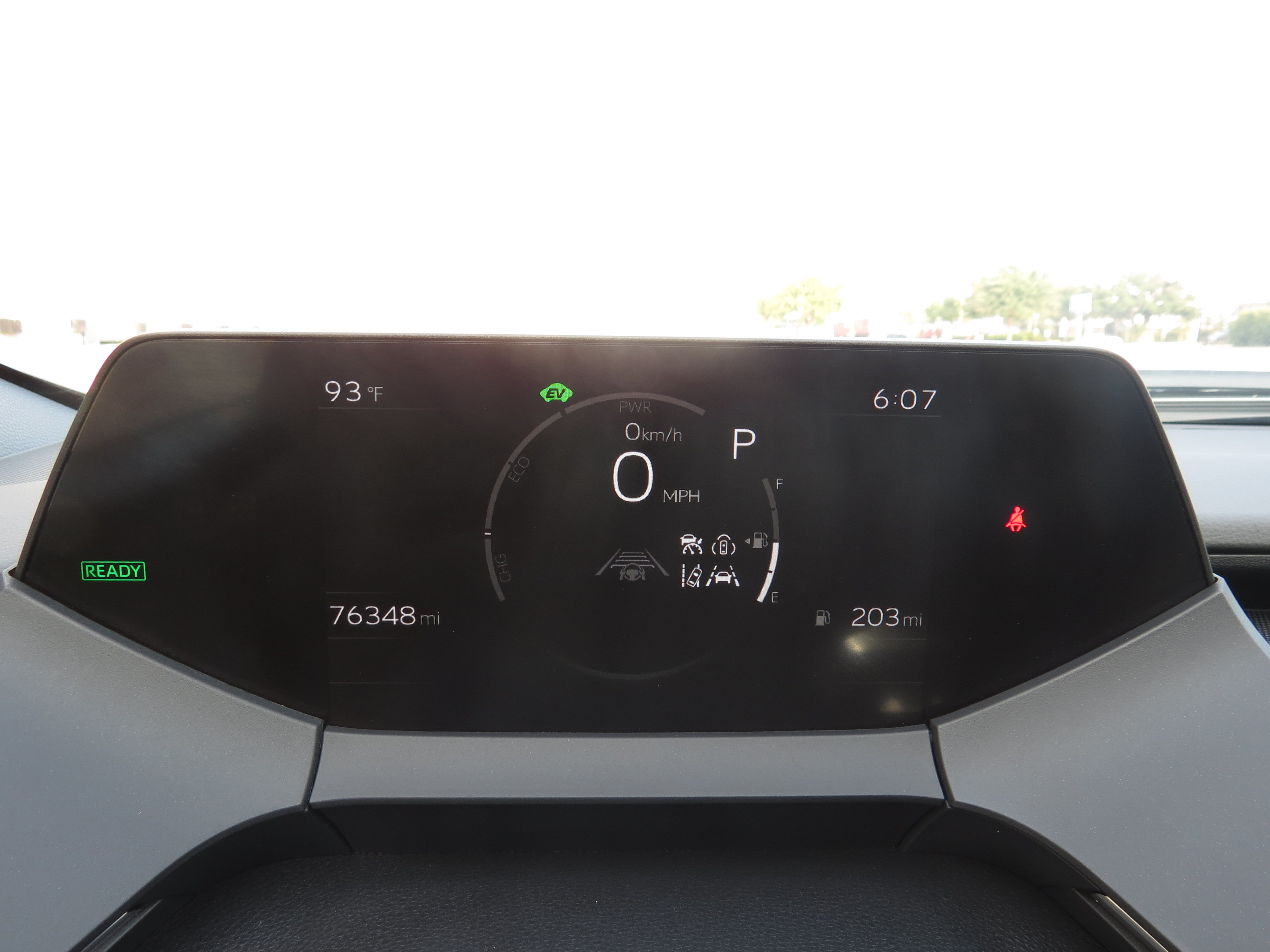 Used 2023 Toyota Prius LE FWD image 18