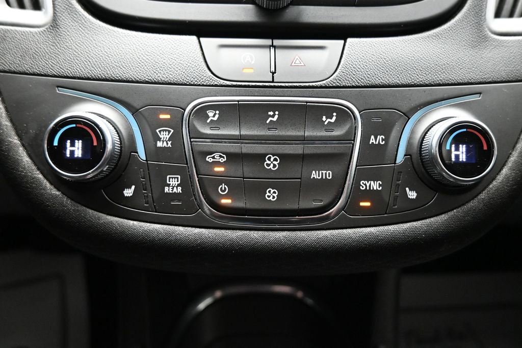 Used 2023 Chevrolet Malibu LT FWD image 18