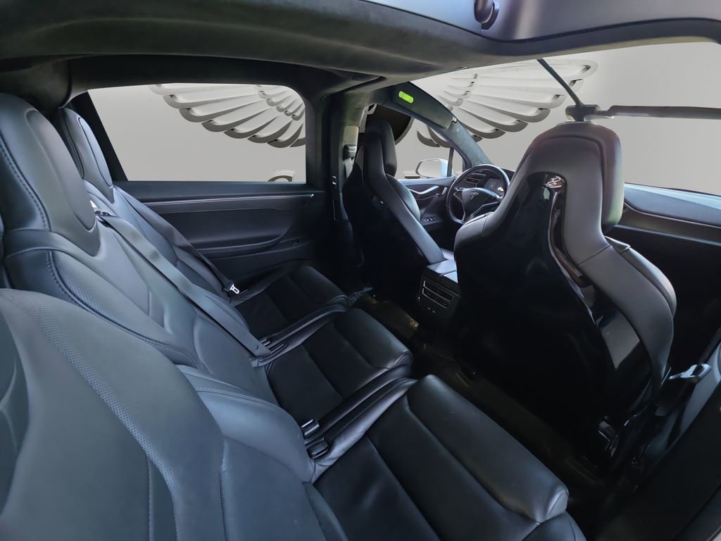 Used 2017 Tesla Model X 90D image 13