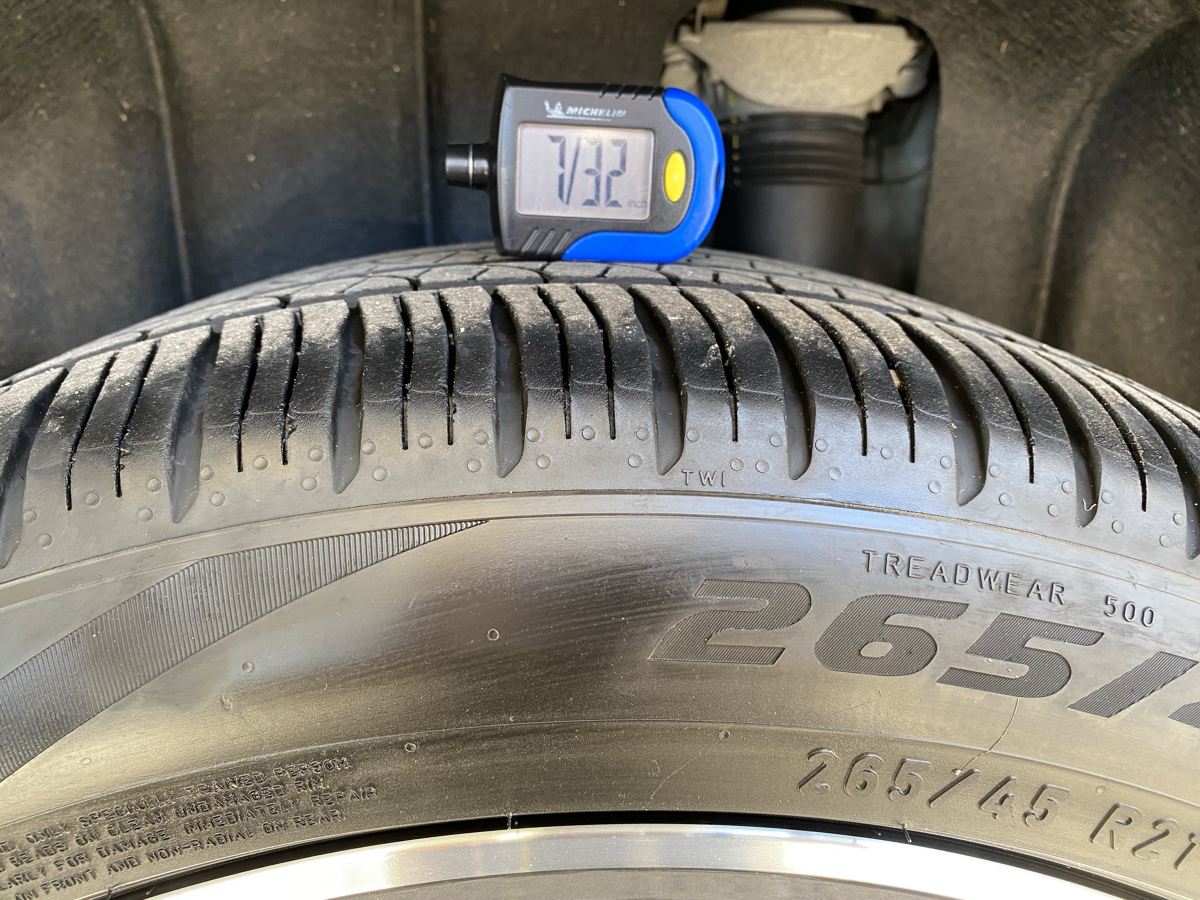 Certified 2023 Volkswagen Atlas Cross Sport SEL Premium R-Line AWD/4WD image 25