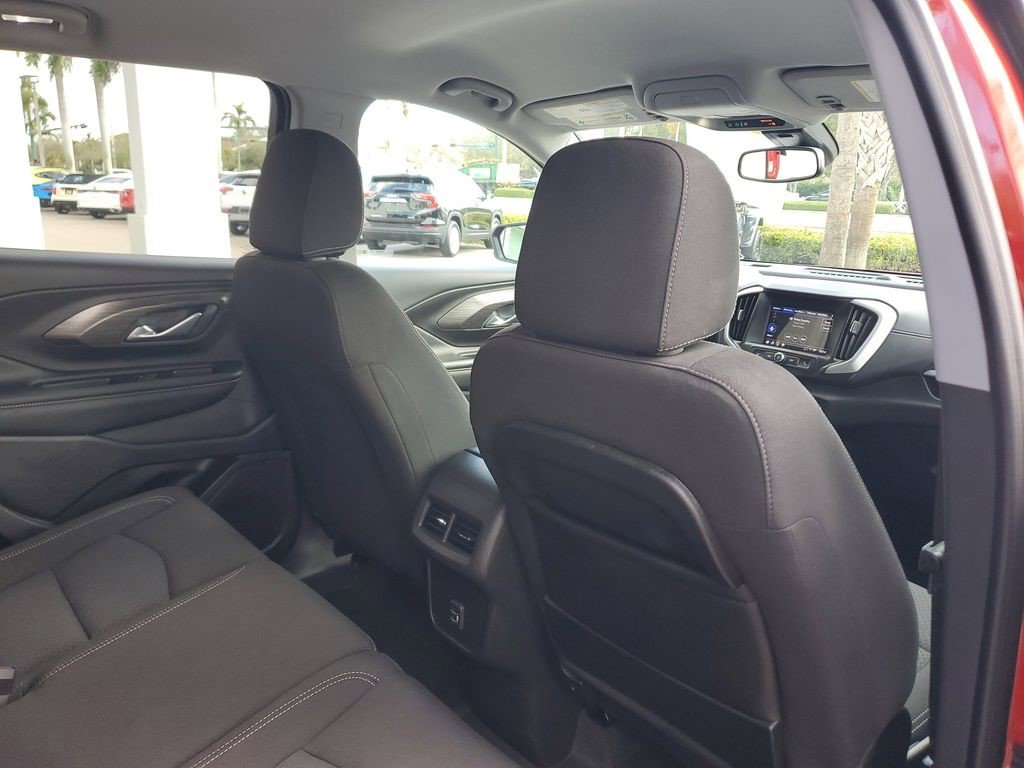 Certified 2024 GMC Terrain SLE w/ Driver Convenience Package FWD image 20