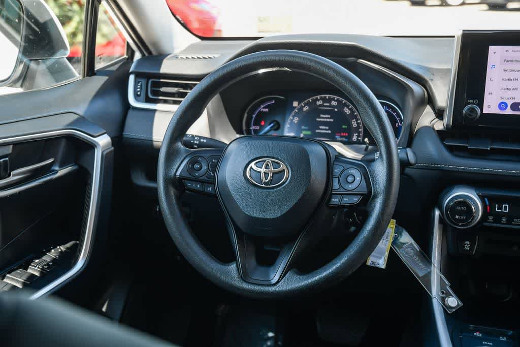 Used 2023 Toyota RAV4 LE image 12