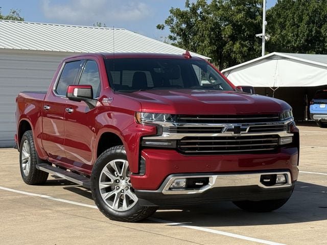 Used 2020 Chevrolet Silverado 1500 High Country w/ Technology Package AWD/4WD image 2