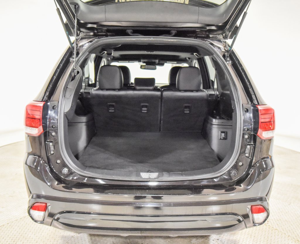 Used 2021 Mitsubishi Outlander SEL image 15