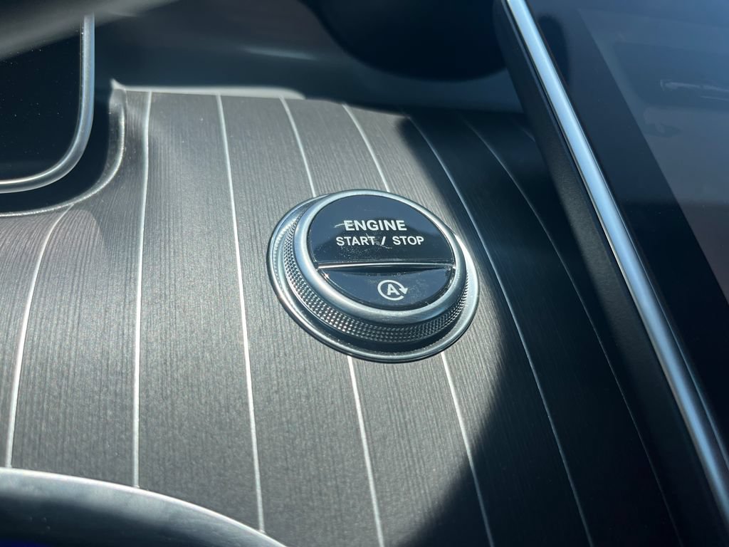 Used 2024 Mercedes-Benz CLE 450 4MATIC Cabriolet w/ Driver Assistance Package image 23