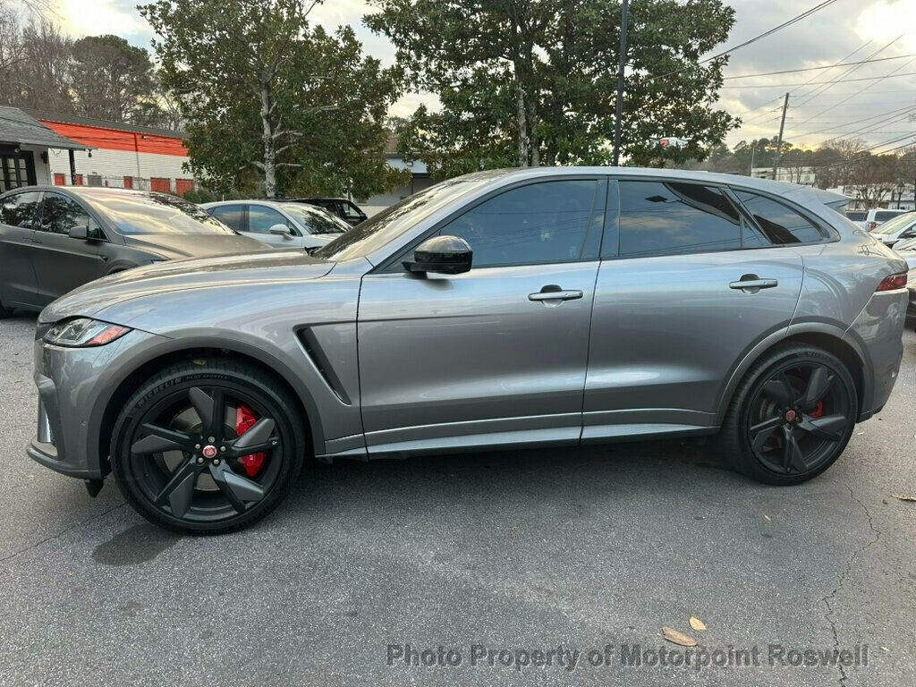 Used 2022 Jaguar F-PACE SVR image 8