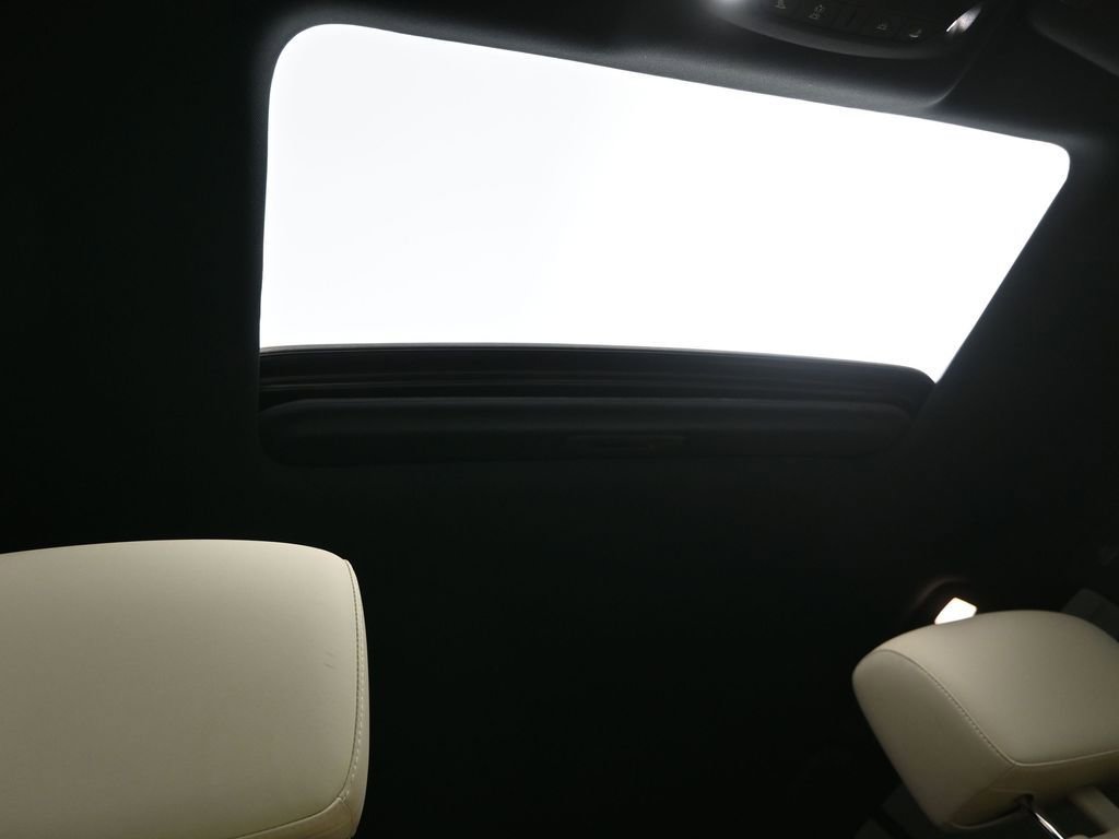 Used 2022 INFINITI QX80 Sensory w/ Cargo Package RWD image 28