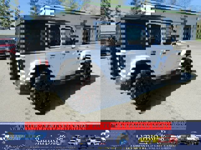 Used 2021 Jeep Wrangler Unlimited Sahara image 4