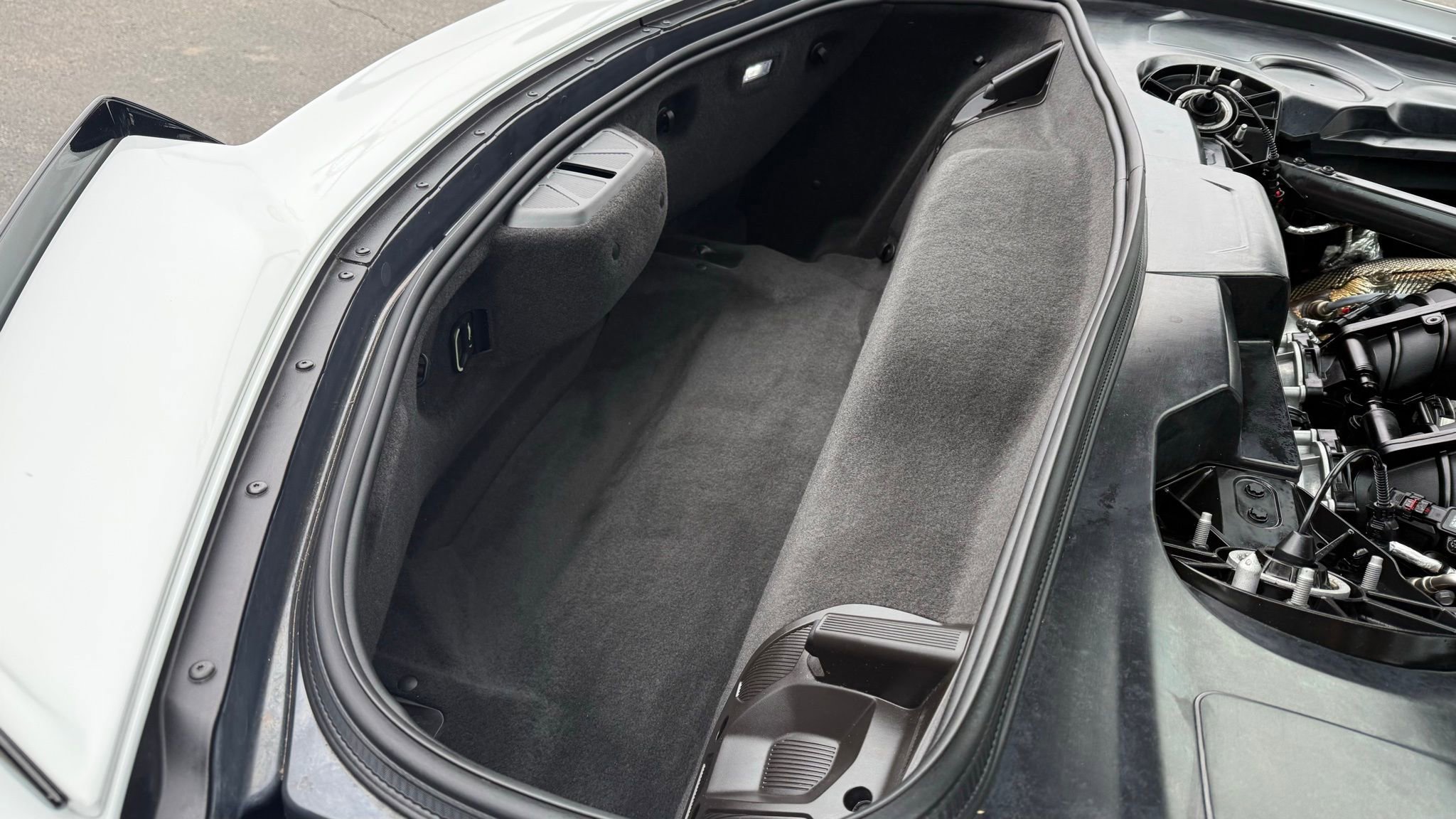 Used 2024 Chevrolet Corvette Z06 image 30