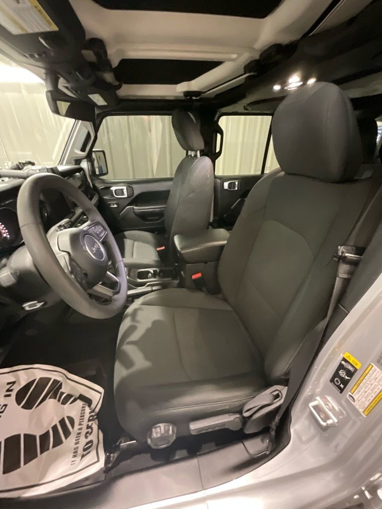 Used 2023 Jeep Wrangler Sport image 10