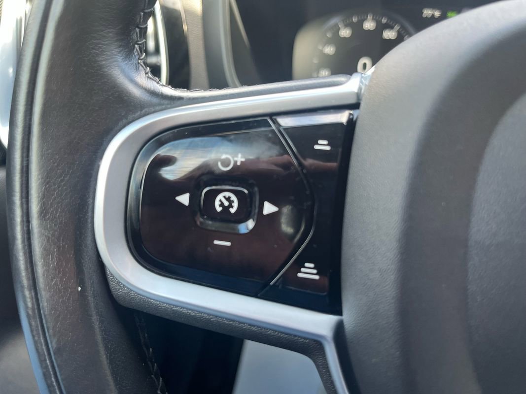 Used 2020 Volvo S60 T5 Momentum w/ Protection Package Premier image 14