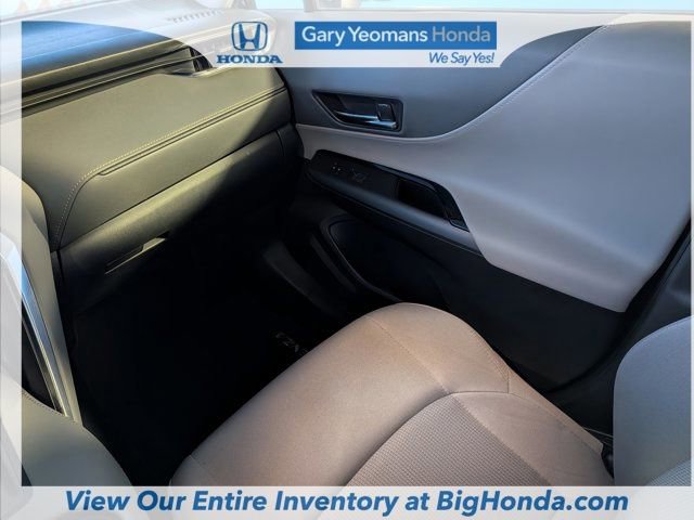 Used 2021 Toyota Venza LE AWD/4WD image 17