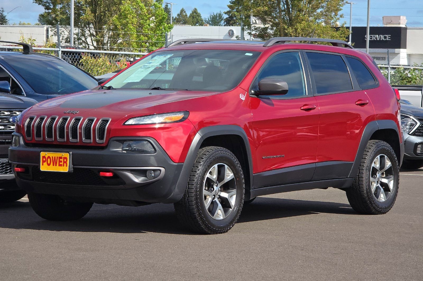 Used 2015 Jeep Cherokee Trailhawk w/ Comfort/Convenience Group AWD/4WD image 8