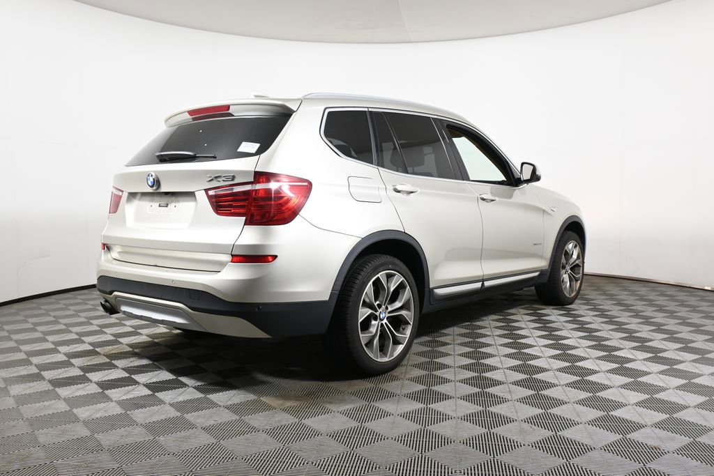 Used 2017 BMW X3 xDrive28i AWD/4WD image 7