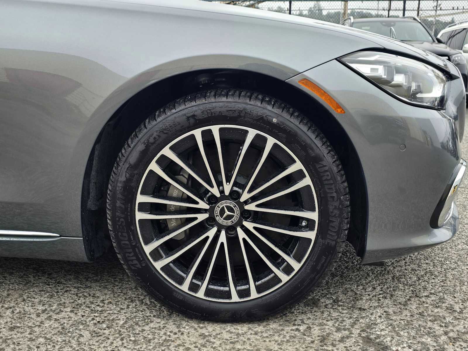 Used 2024 Mercedes-Benz S 580e 4MATIC Sedan image 9