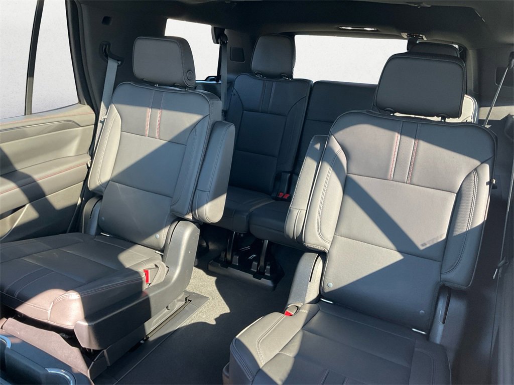 Used 2021 Chevrolet Tahoe RST w/ Luxury Package image 9