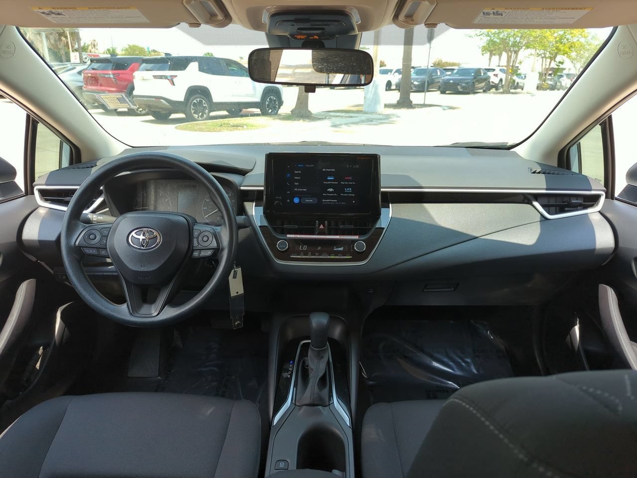 Used 2025 Toyota Corolla LE FWD image 20