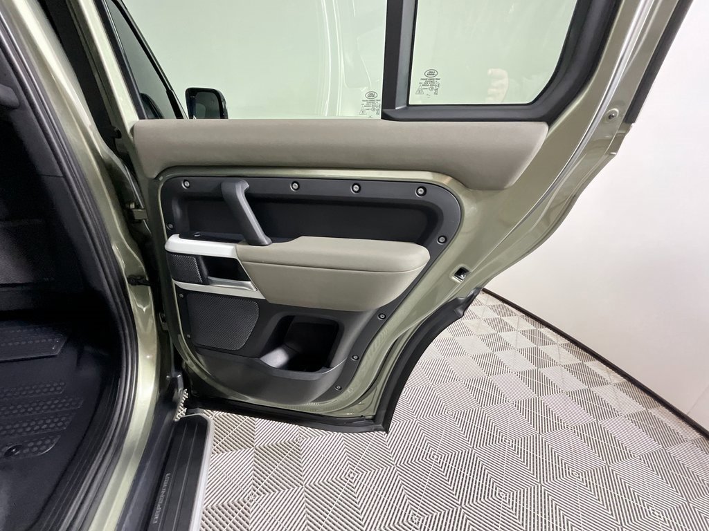Certified 2023 Land Rover Defender 110 SE image 25