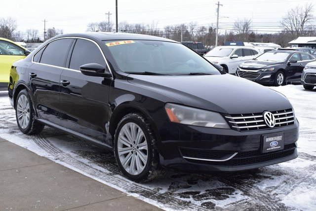 Used 2012 Volkswagen Passat TDI SE image 7