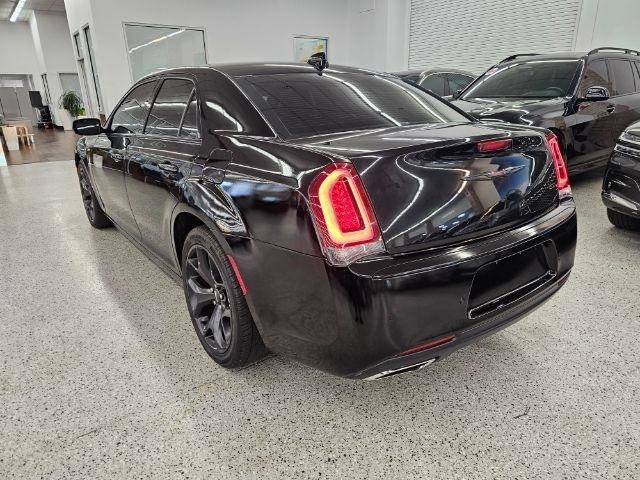 Used 2021 Chrysler 300 S RWD image 6