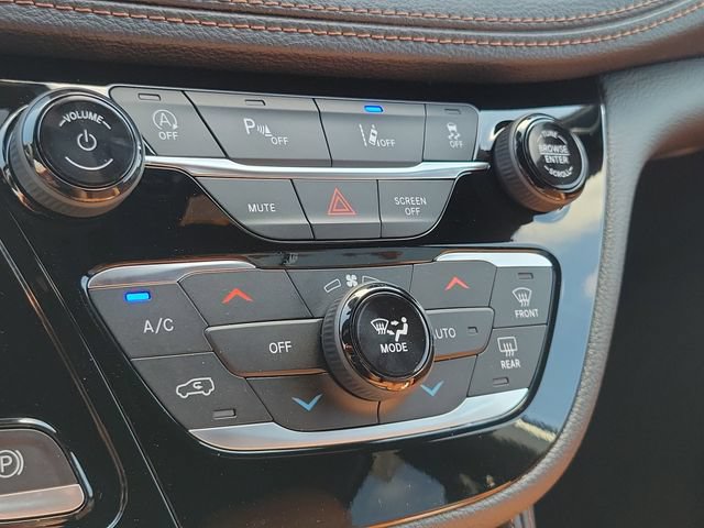 New 2026 Chrysler Pacifica Pinnacle FWD image 26
