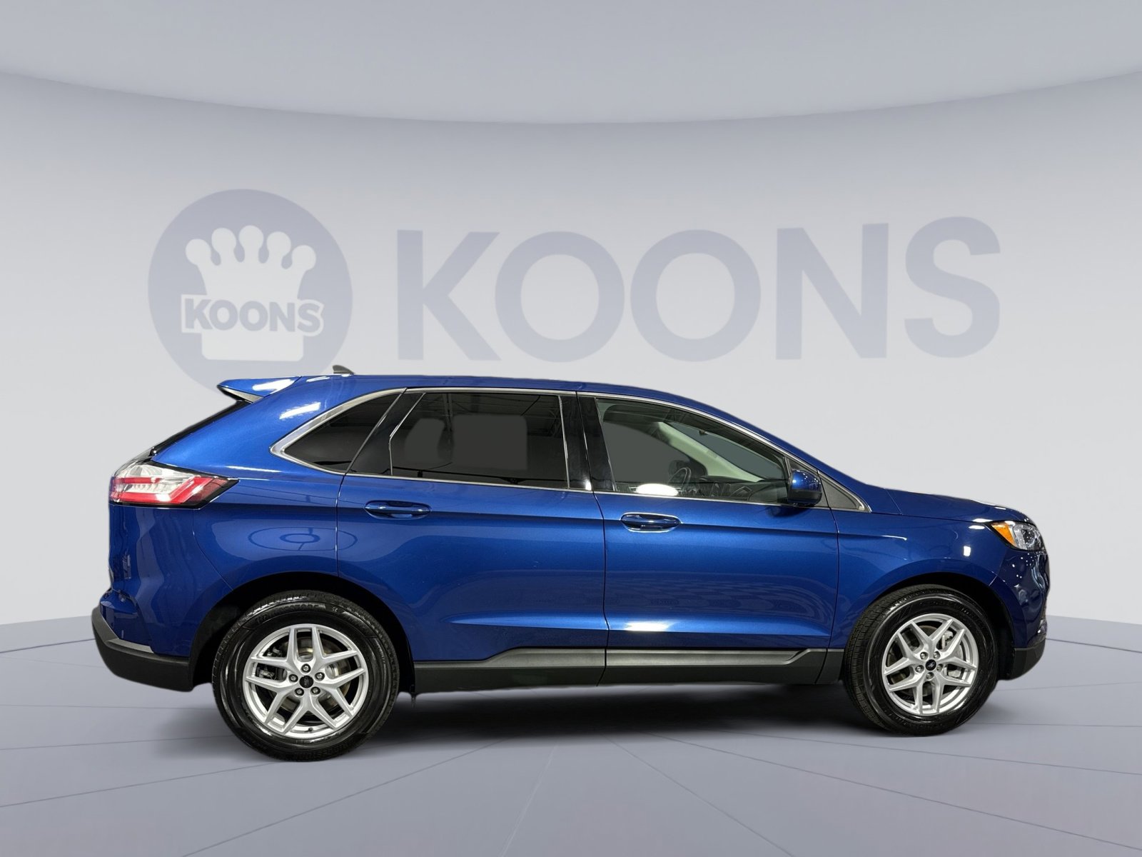Used 2023 Ford Edge SEL image 8