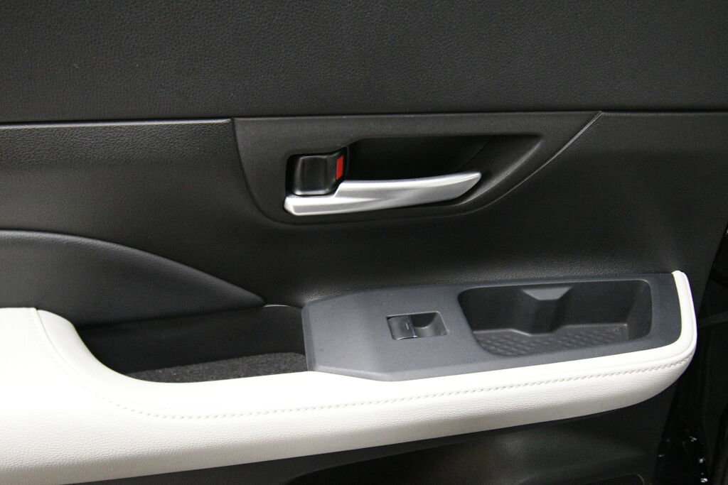 Used 2024 Toyota Grand Highlander Limited image 20