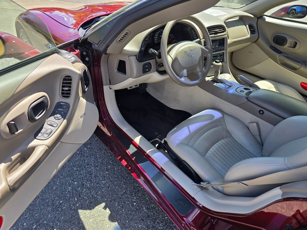 Used 2003 Chevrolet Corvette Convertible w/ Preferred Equipment Group1 RWD image 15