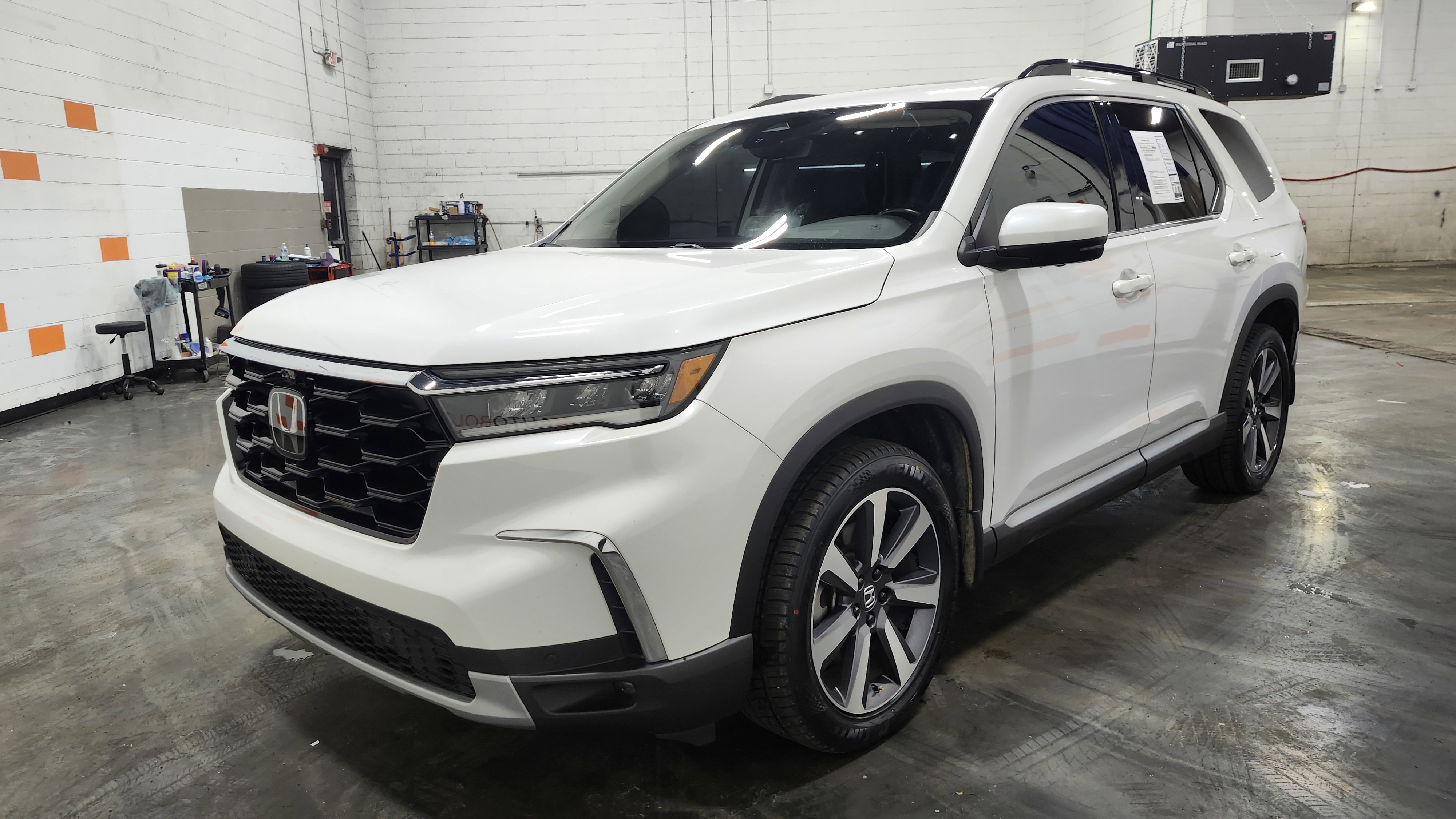 Used 2023 Honda Pilot Elite image 18