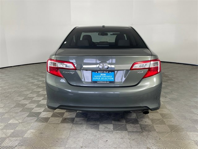 Used 2012 Toyota Camry L image 24