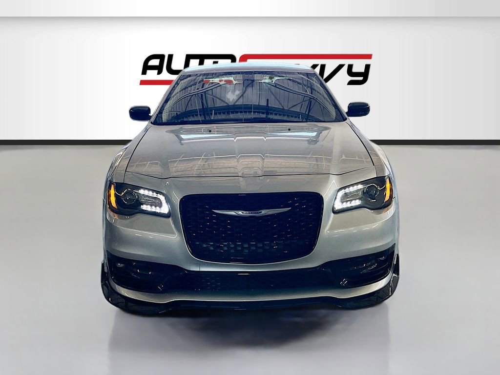 Used 2020 Chrysler 300 Touring w/ Sport Appearance Package image 2