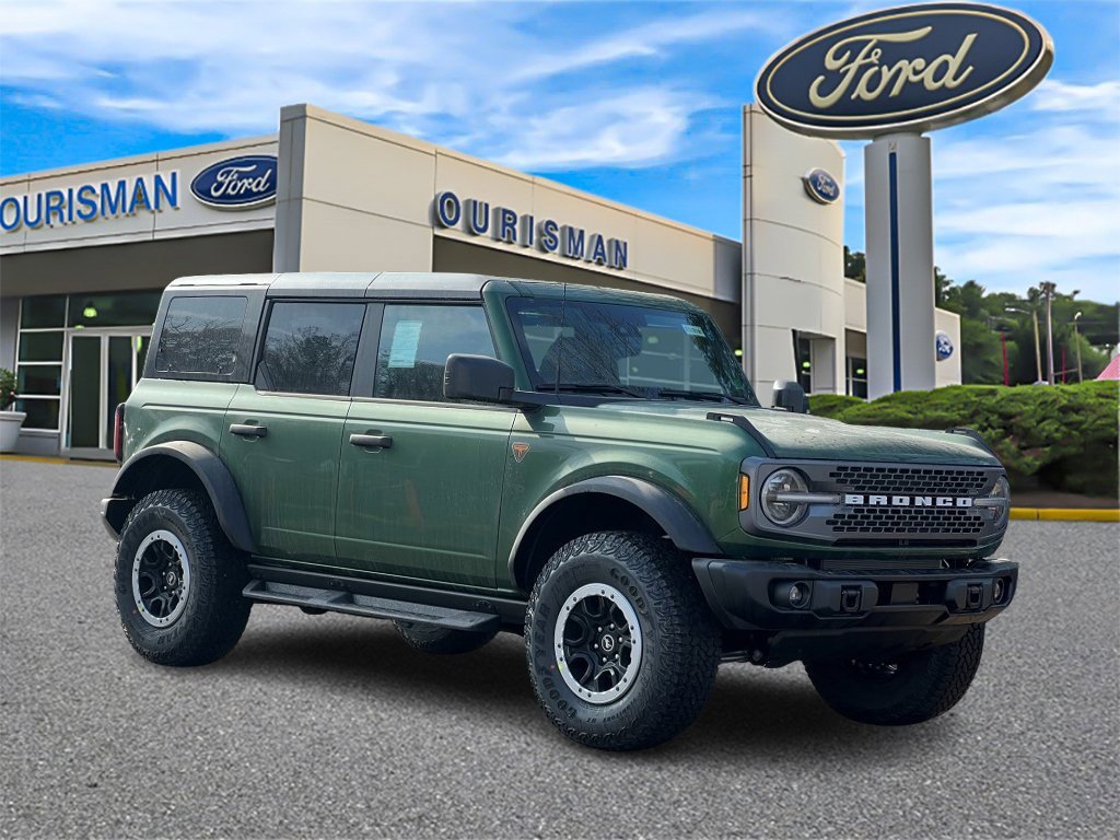 New 2025 Ford Bronco Badlands w/ Sasquatch Package