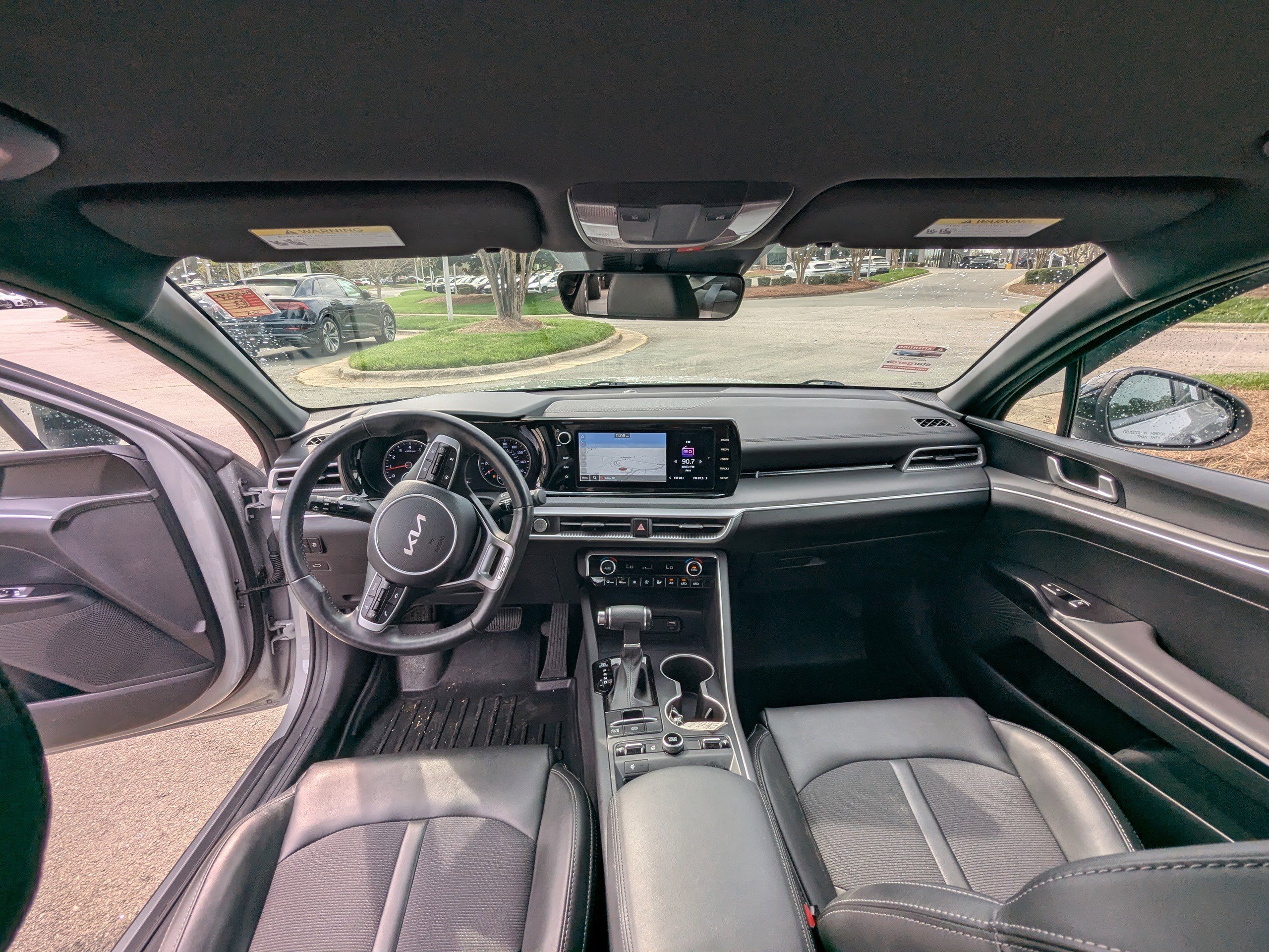 Used 2023 Kia K5 GT-Line w/ GT-Line Premium Package image 12