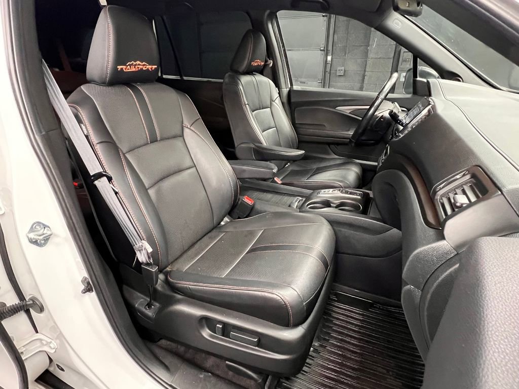 Used 2022 Honda Pilot TrailSport image 4