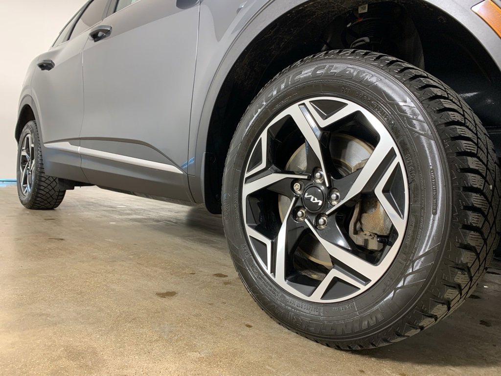 Used 2023 Kia Sportage LX image 6