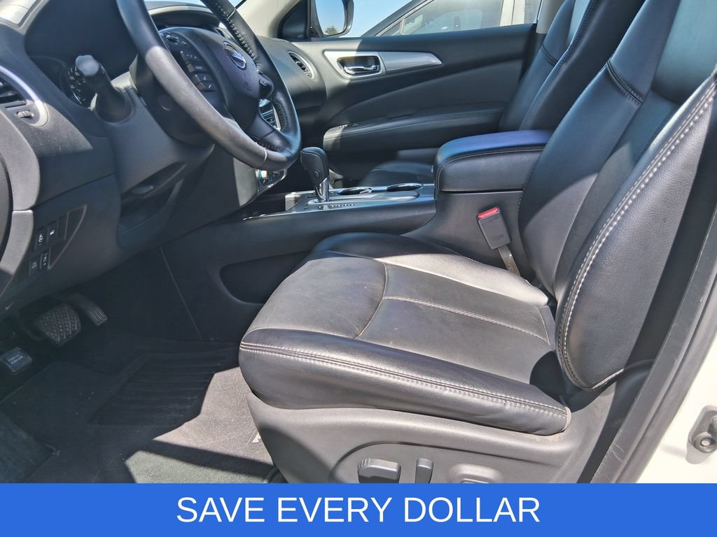Used 2019 Nissan Pathfinder SL FWD image 10