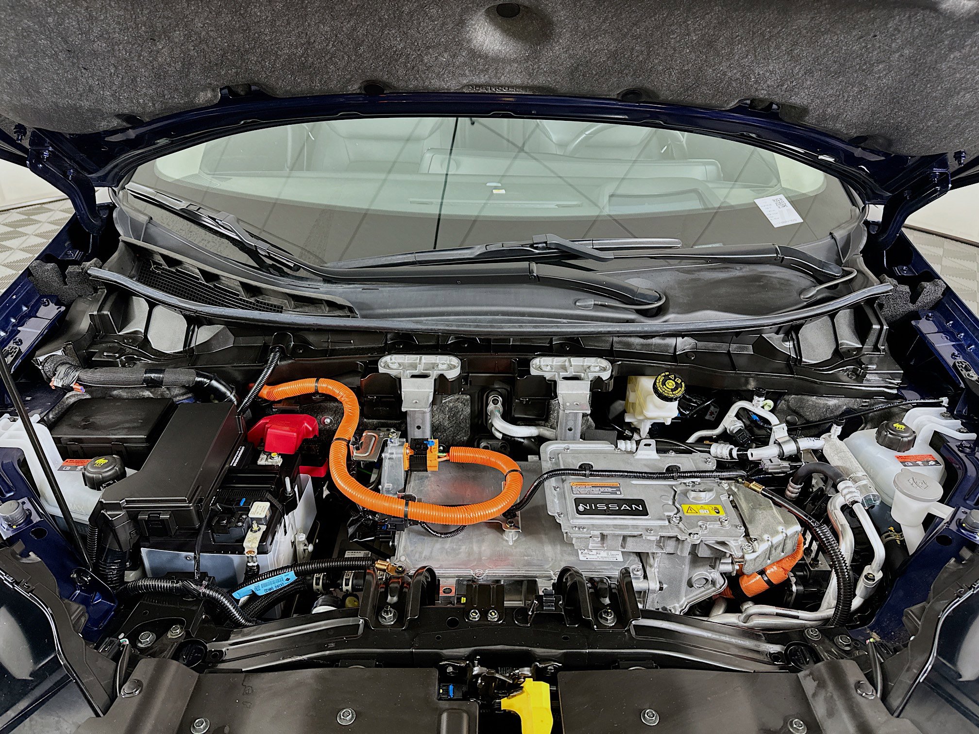 Used 2024 Nissan Ariya AWD image 32