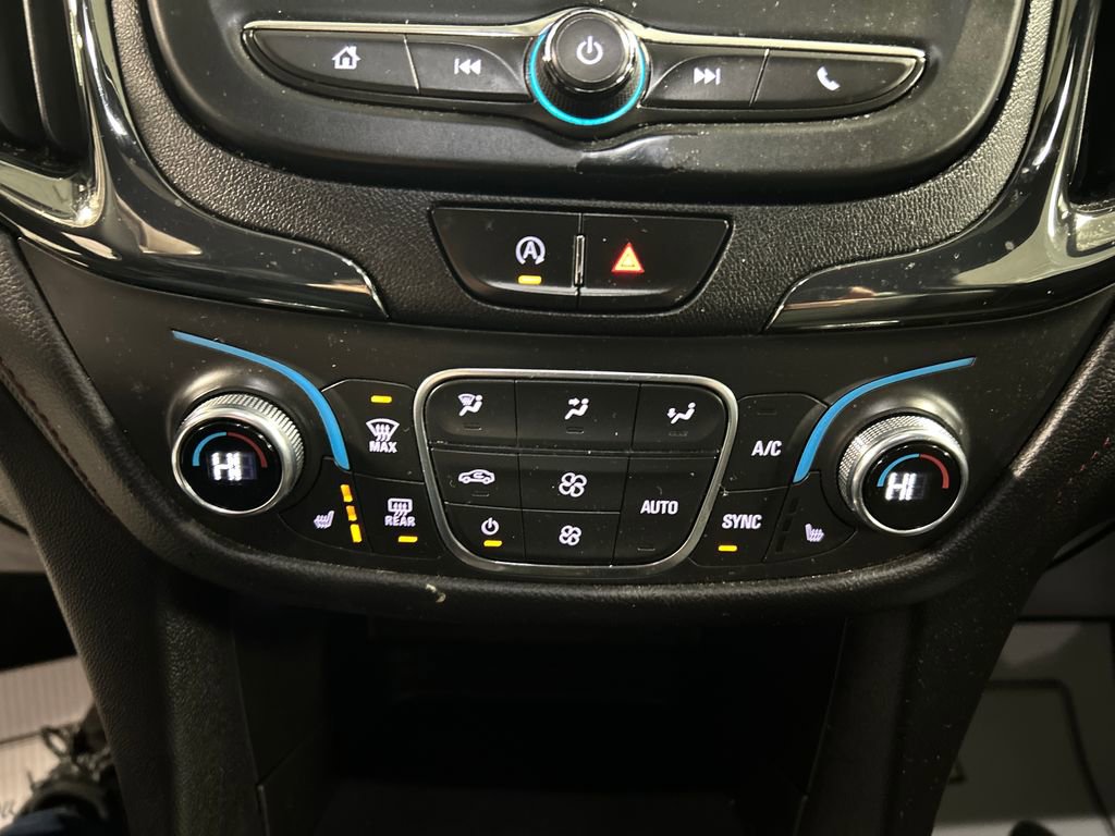 Used 2022 Chevrolet Equinox RS image 19