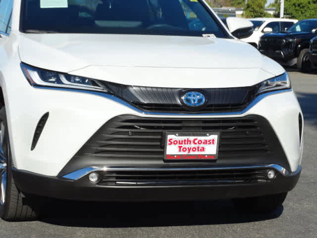 Certified 2024 Toyota Venza XLE image 4