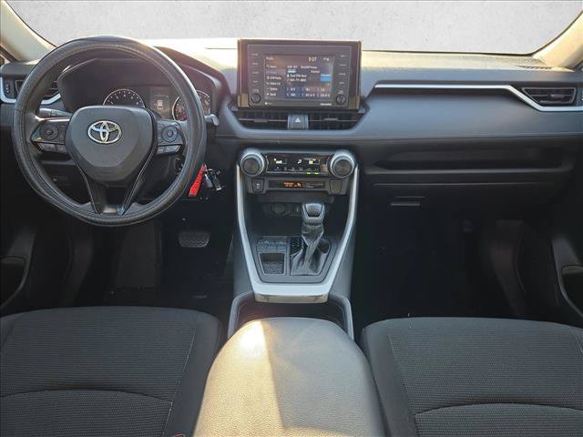 Used 2021 Toyota RAV4 LE FWD image 14