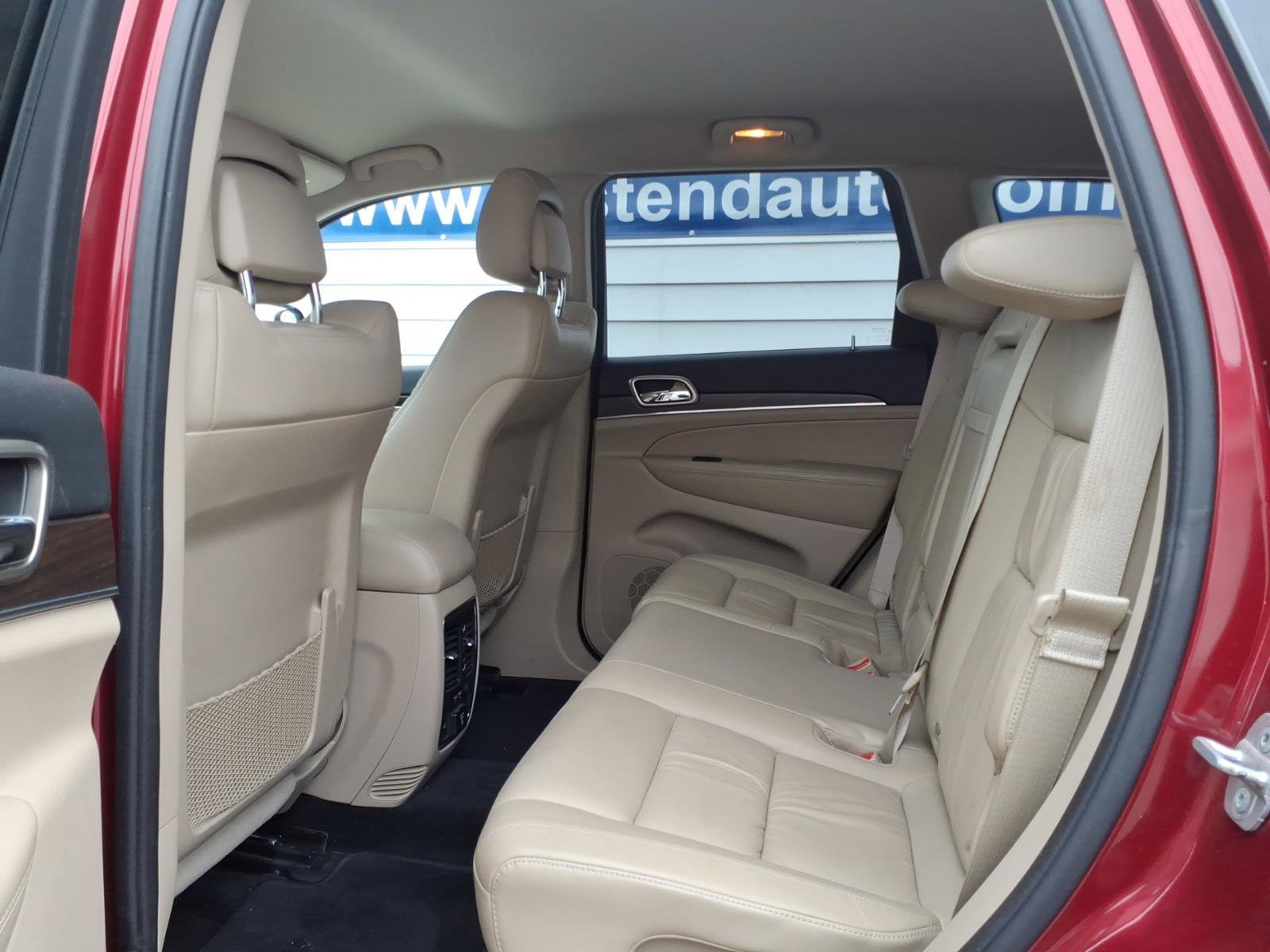 Used 2014 Jeep Grand Cherokee Limited AWD/4WD image 12