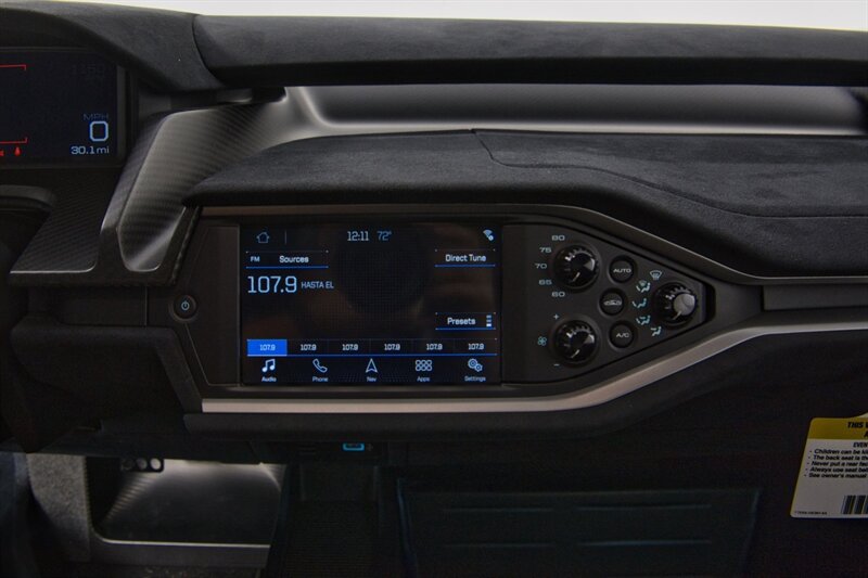 Used 2020 Ford GT Carbon Series RWD image 22