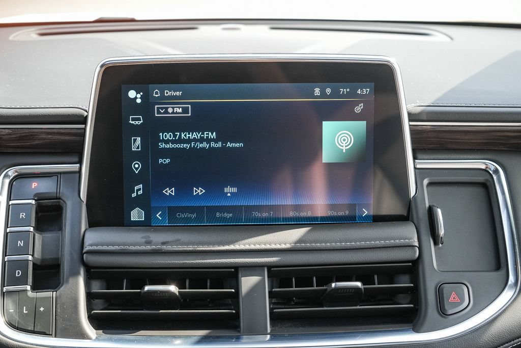 Used 2023 Chevrolet Suburban LT w/ Luxury Package RWD image 14
